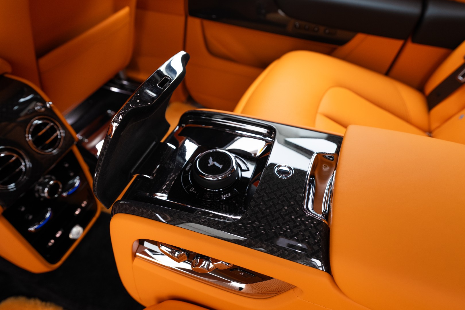 2026 ROLLS ROYCE CULLINAN BLACK BADGE GCC | DEALER WARRANTY & SERVICES